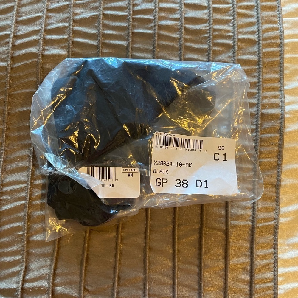 NEW-Lascana Loop Classic Bikini Bottom. Black. Size 10. - Picture 2 of 5